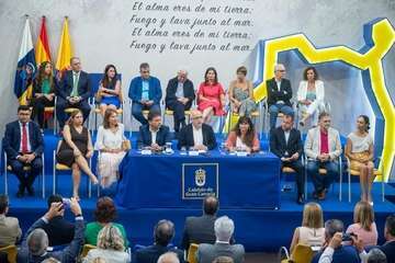 Acuerdo político entre NC, PSOE y Podemos para el Gobierno de Gran Canaria (Foto TA)